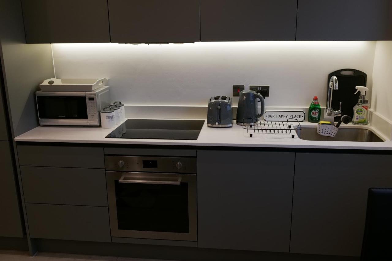 Luxurious Short Stay Flat In Milton Keynes Bagian luar foto