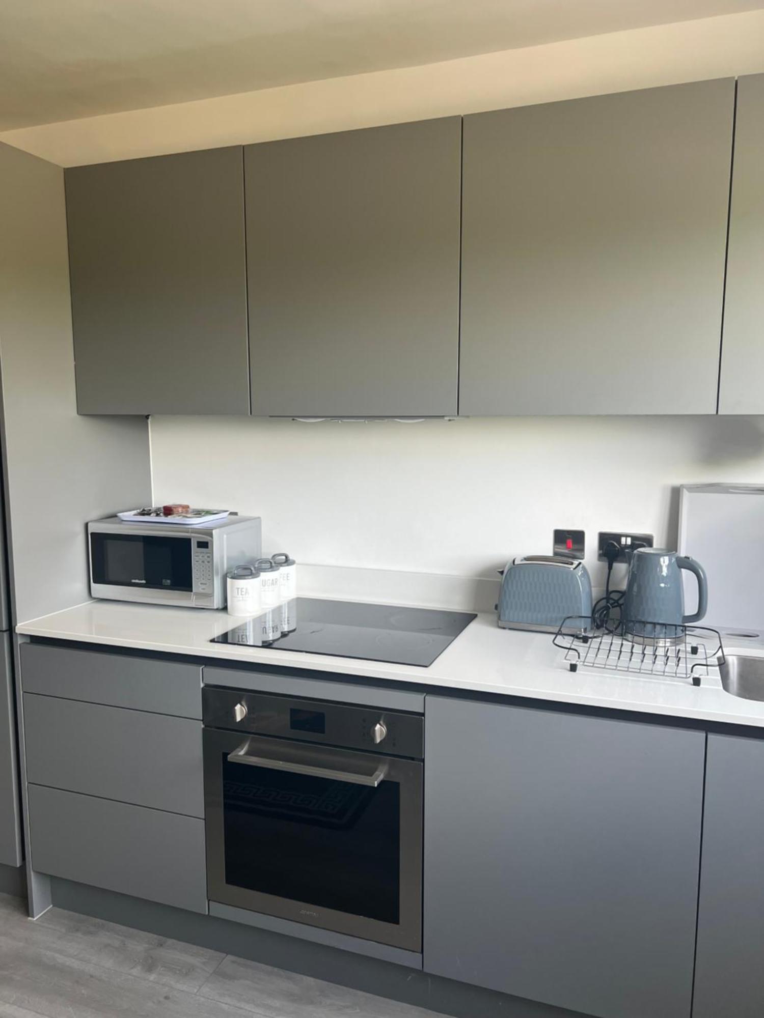 Luxurious Short Stay Flat In Milton Keynes Bagian luar foto